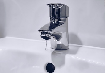 Is tap water safe to drink?(2)